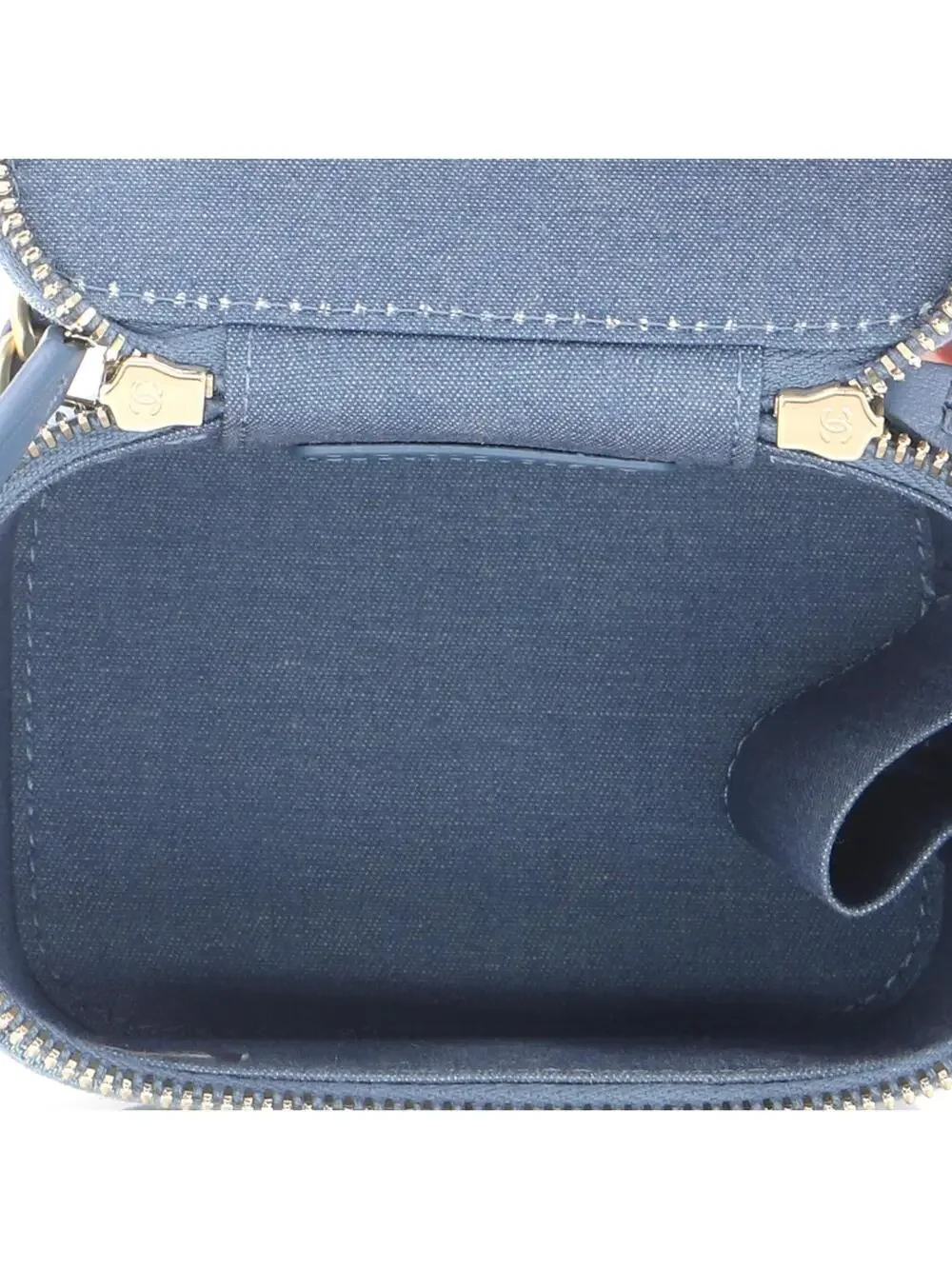 Chanel Pearl Crush Vanity Case With #343095C34B